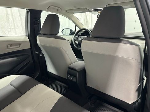 Used 2025 Toyota Corolla LE w/ LE Premium Package image 53