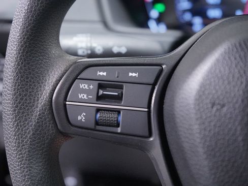 Used 2024 Honda Accord EX image 11