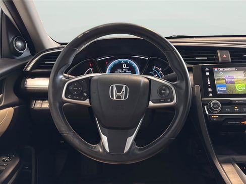 Used 2016 Honda Civic Touring image 14