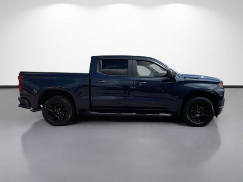 Used 2021 Chevrolet Silverado 1500 Custom w/ LPO, Blackout Package image 2