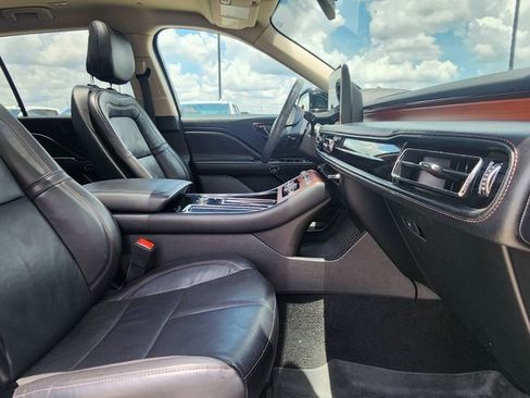 Used 2020 Lincoln Aviator Reserve w/ Equipment Group 201A AWD/4WD image 29