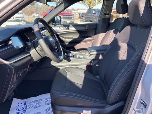 New 2026 Jeep Grand Cherokee Laredo X AWD/4WD image 63