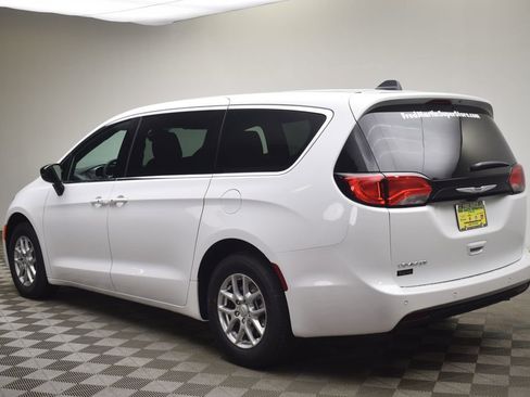 New 2026 Chrysler Voyager LX image 11