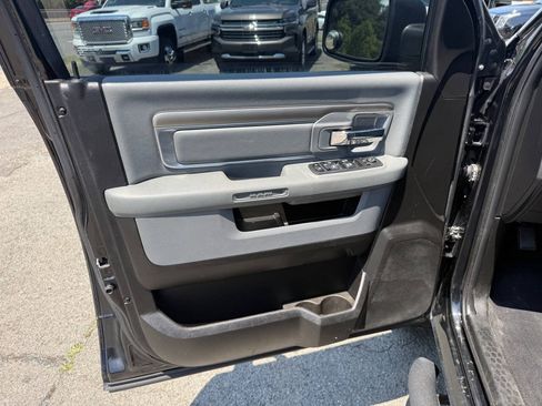 Used 2019 RAM 1500 Big Horn AWD/4WD image 8
