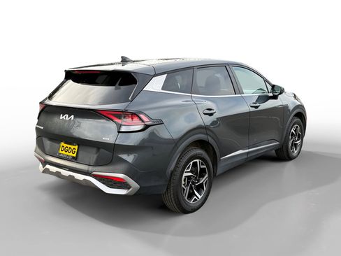 Used 2024 Kia Sportage LX image 5