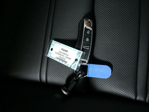 New 2026 Porsche Cayenne GTS image 28