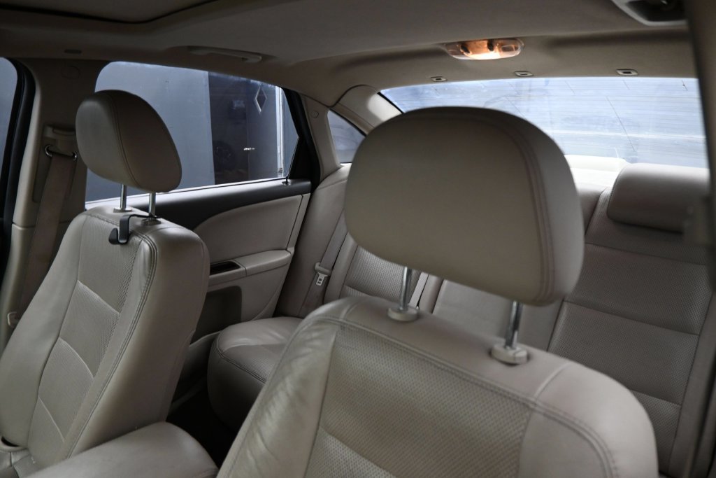 Used 2008 Ford Taurus Limited FWD image 13
