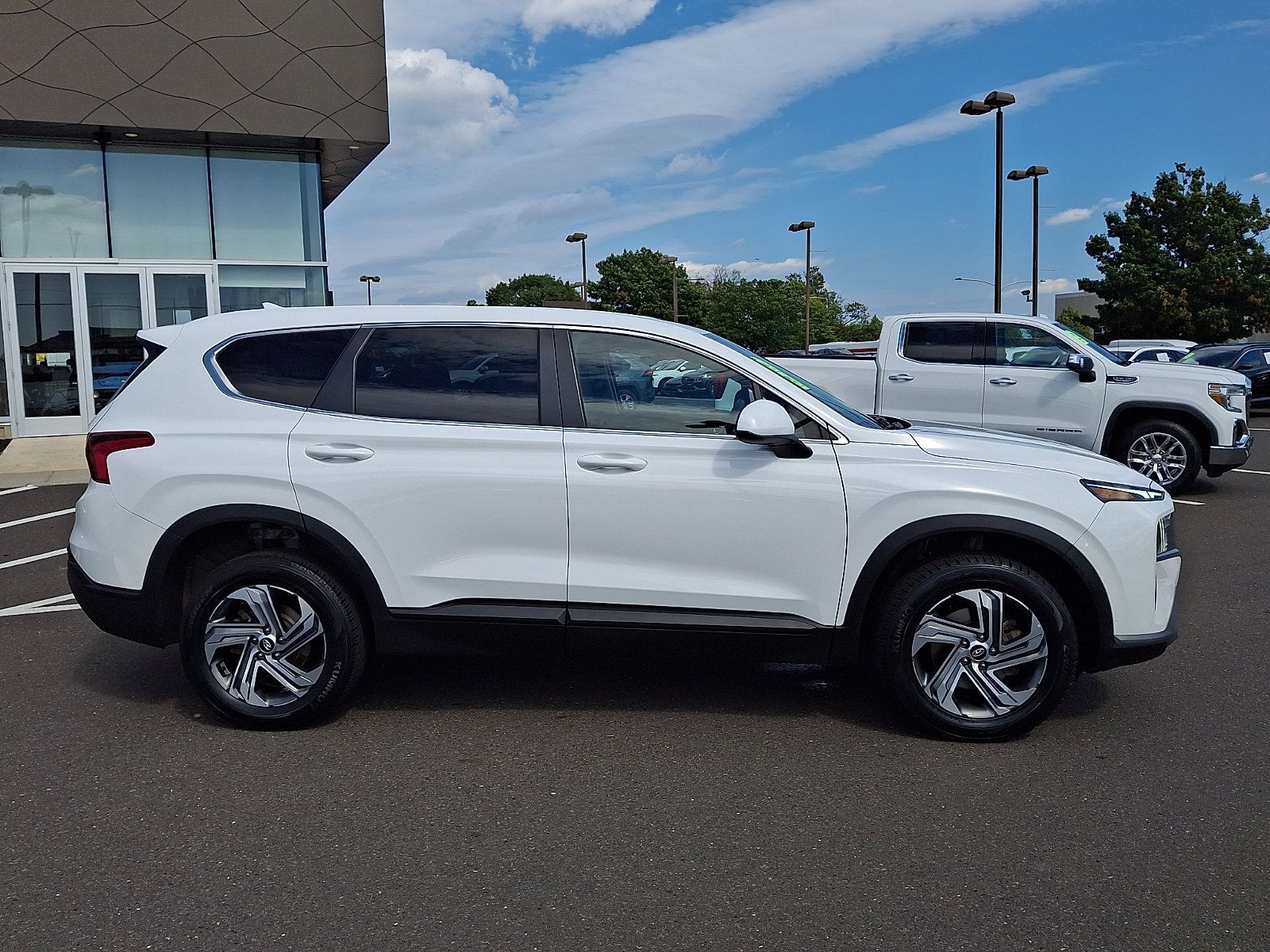 Certified 2023 Hyundai Santa Fe SE AWD/4WD image 7