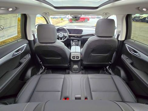 New 2026 Buick Envision Avenir image 18