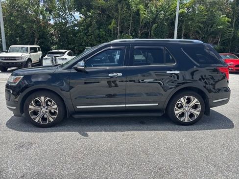 Used 2018 Ford Explorer Platinum image 4