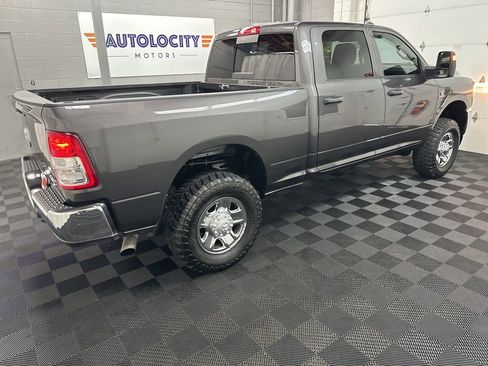 Used 2024 RAM 2500 Tradesman w/ Chrome Appearance Group AWD/4WD image 10