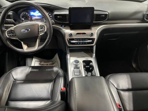 Used 2021 Ford Explorer XLT w/ Equipment Group 202A image 20