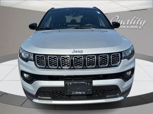 Used 2024 Jeep Compass Limited AWD/4WD image 11