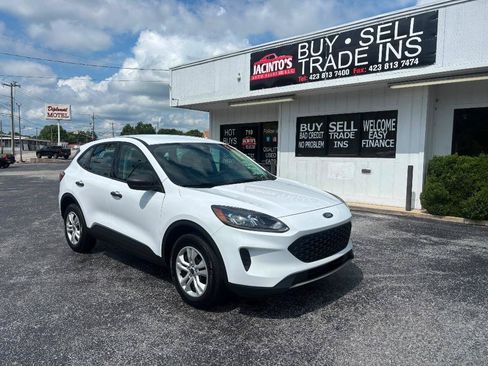 Used 2022 Ford Escape S AWD/4WD image 2