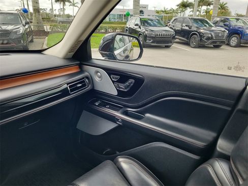Used 2020 Lincoln Aviator Reserve w/ Equipment Group 202A image 17