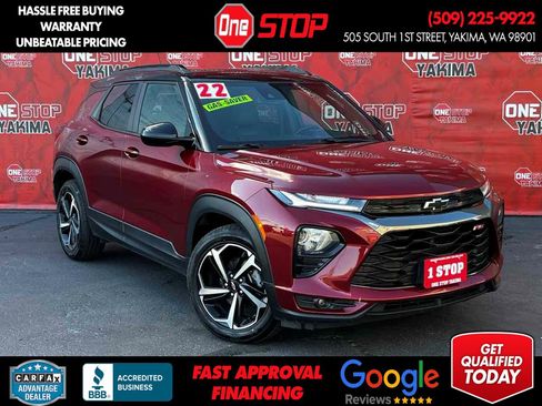Used 2022 Chevrolet TrailBlazer RS w/ Sun and Liftgate Package FWD image 1