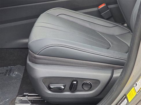 Certified 2025 Lexus NX 450h+ F Sport image 29