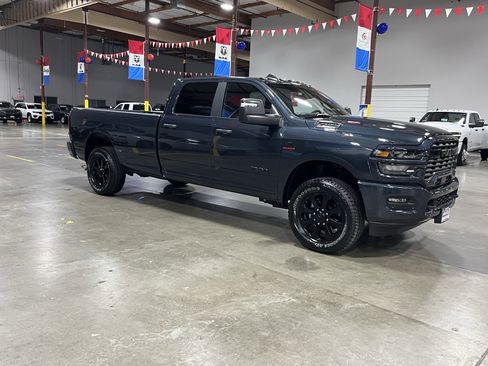 Used 2025 RAM 3500 Big Horn image 7