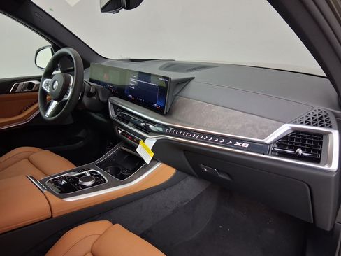 New 2026 BMW X5 sDrive40i w/ M Sport Package RWD image 30