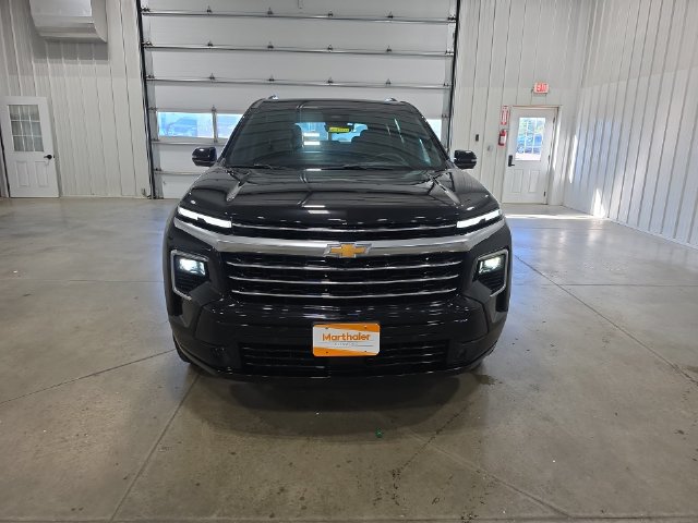 Used 2026 Chevrolet Traverse High Country AWD/4WD image 3