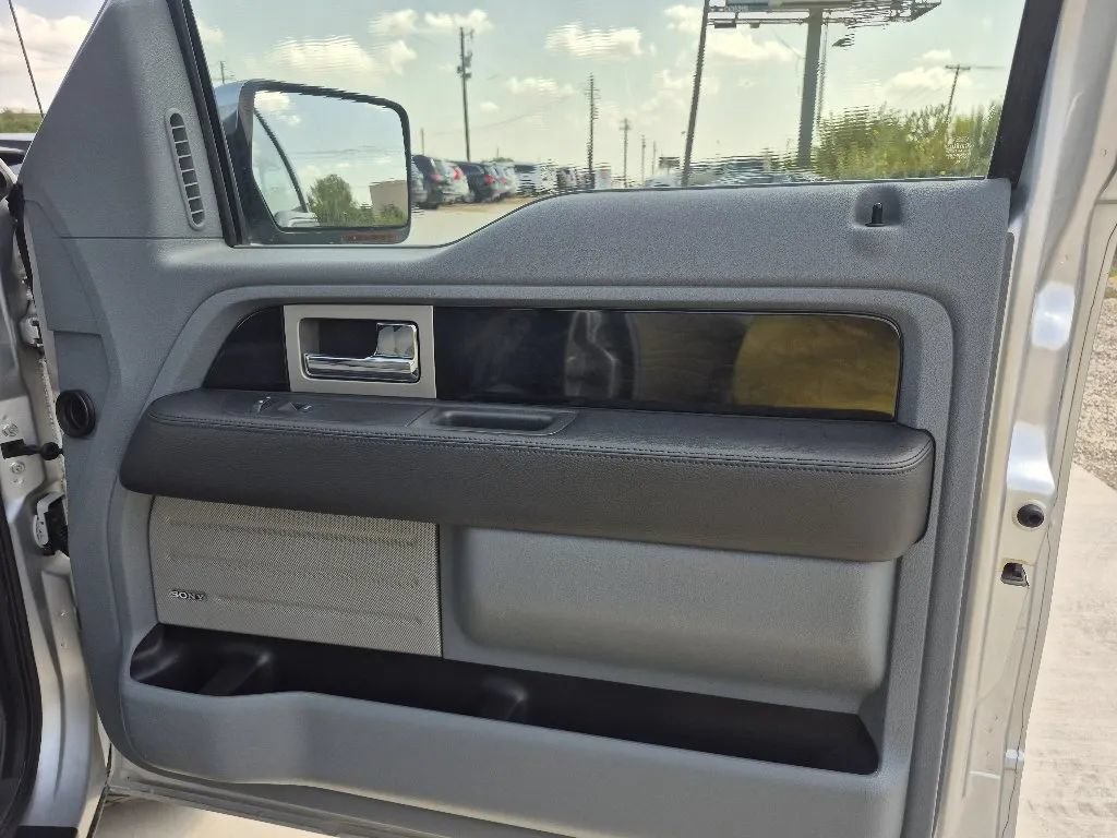 Used 2011 Ford F150 Platinum AWD/4WD image 22