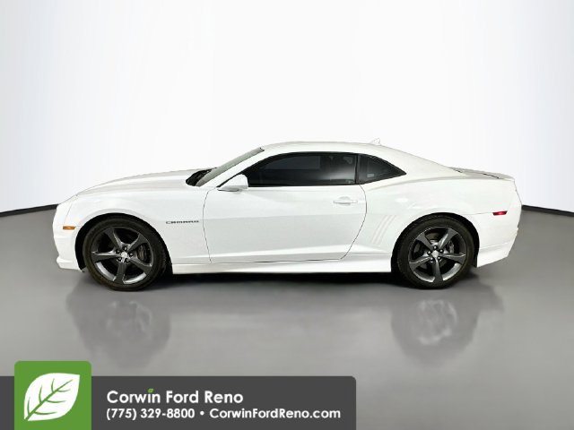 Used 2013 Chevrolet Camaro SS RWD image 5