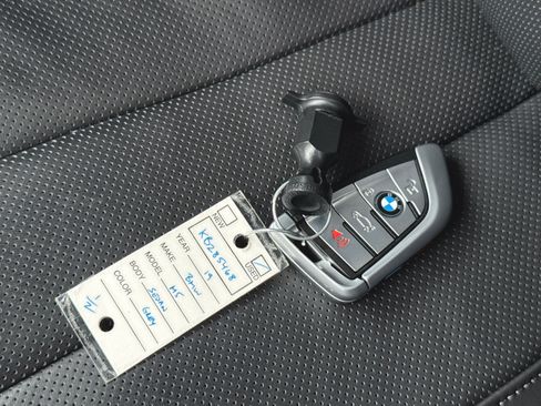 Used 2019 BMW M5 w/ Executive Package AWD/4WD image 36