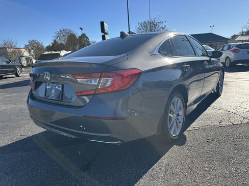 Used 2022 Honda Accord LX image 8