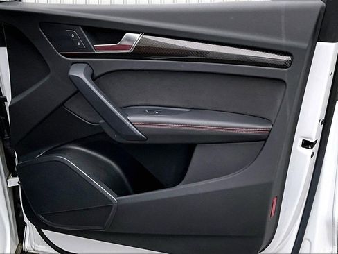 Used 2021 Audi SQ5 Premium Plus image 28