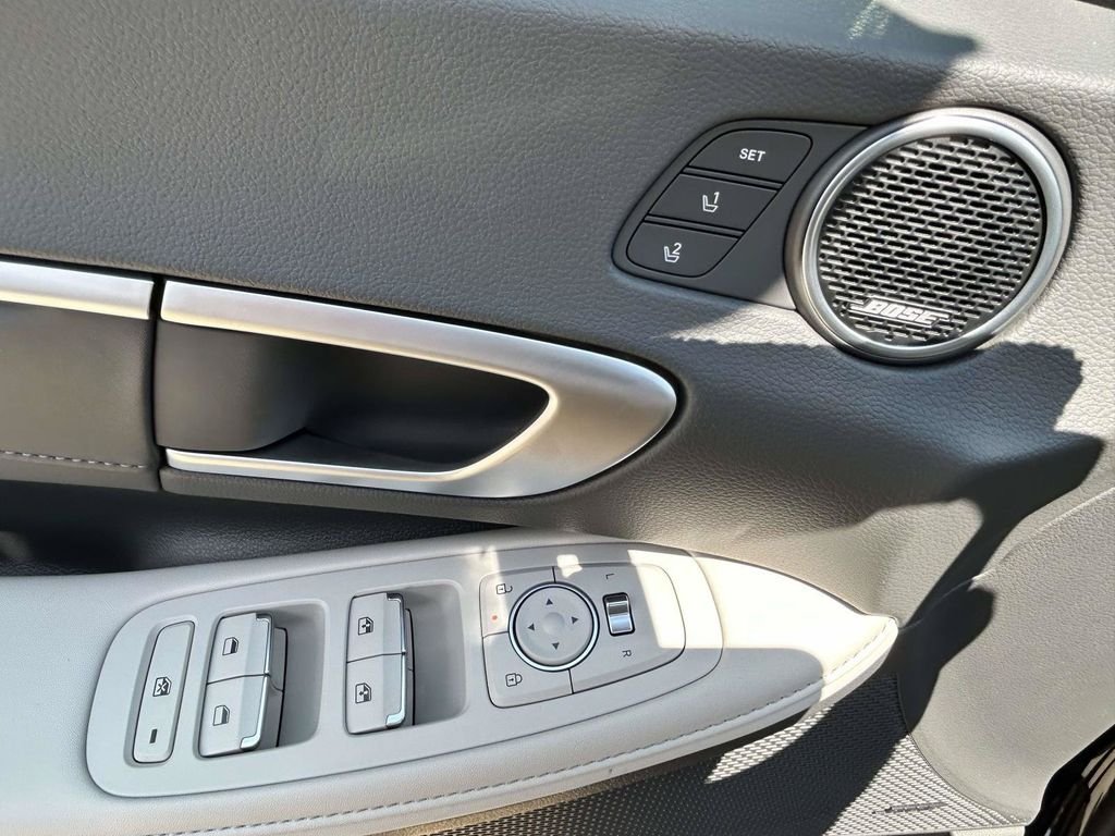 New 2026 Hyundai Sonata Limited FWD image 16