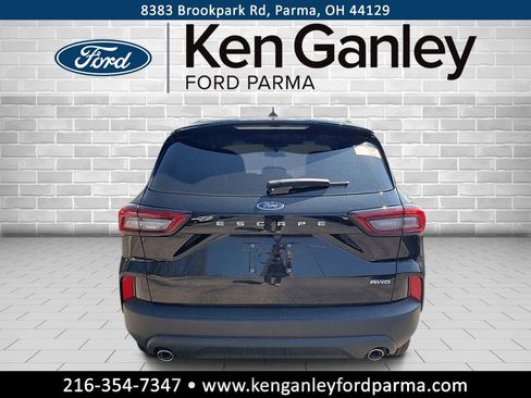 New 2026 Ford Escape ST-Line w/ Cold Weather Package AWD/4WD image 6