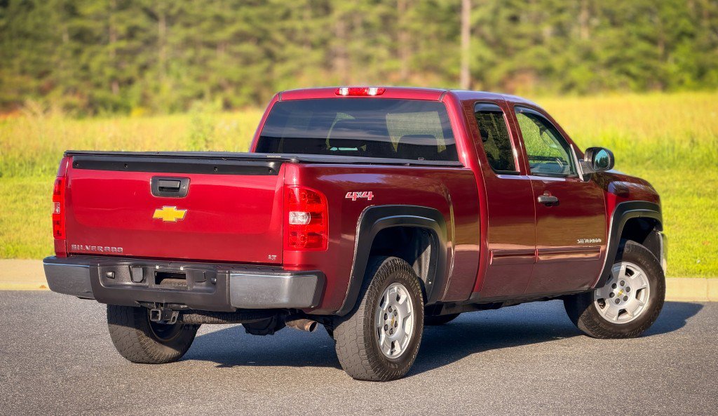 Used 2013 Chevrolet Silverado 1500 LT w/ All-Star Edition AWD/4WD image 12