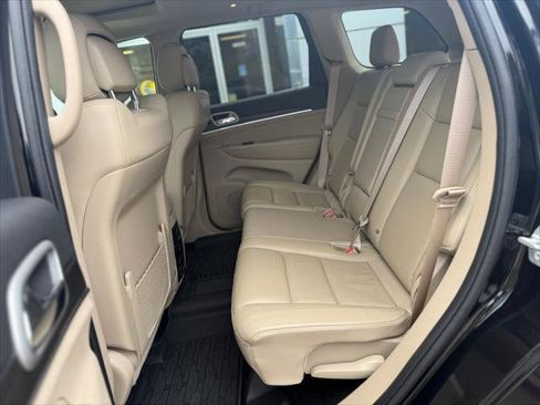 Certified 2021 Jeep Grand Cherokee Limited image 11