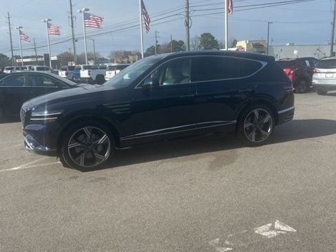 Used 2025 Genesis GV80 3.5T Prestige image 2