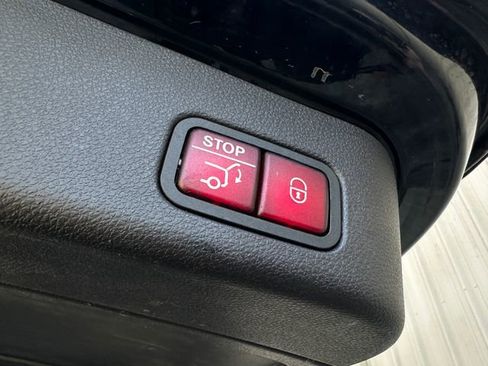 Used 2017 Mercedes-Benz GLE 350 4MATIC image 39