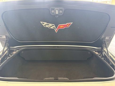 Used 2010 Chevrolet Corvette Grand Sport w/ Preferred Equipment Group image 5