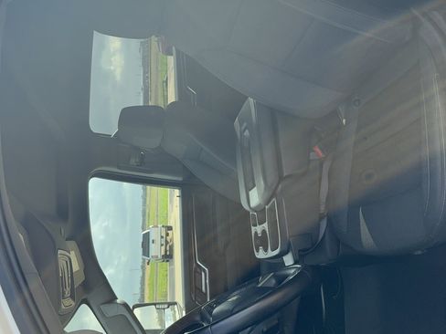 Used 2024 Chevrolet Silverado 2500 LT image 12