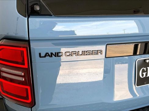 Used 2026 Toyota Land Cruiser image 40