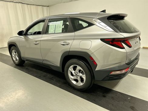 Used 2024 Hyundai Tucson SE image 6