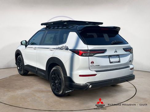 New 2026 Mitsubishi Outlander Trail Edition AWD/4WD image 5
