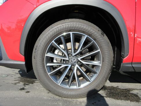 Used 2024 Lexus NX 350h AWD w/ Vision Package image 18