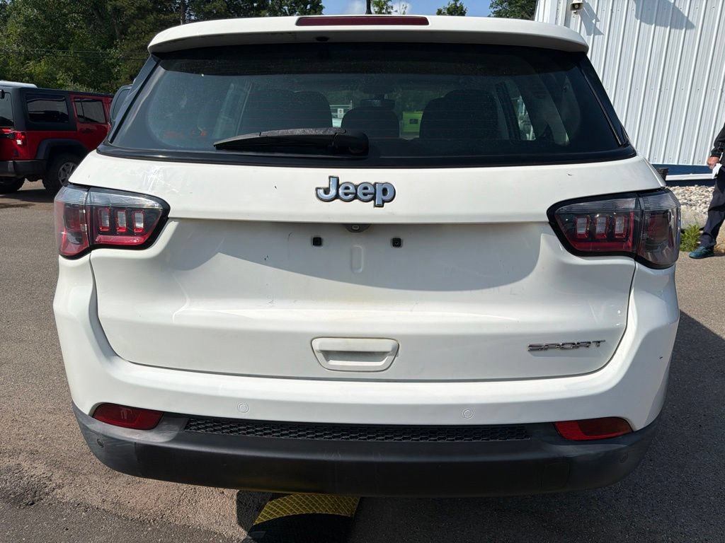 Used 2018 Jeep Compass Sport FWD image 6