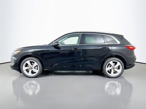 New 2025 Audi Q5 Prestige image 4