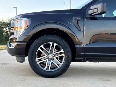 Used 2021 Ford F150 XL w/ STX Appearance Package RWD image 5