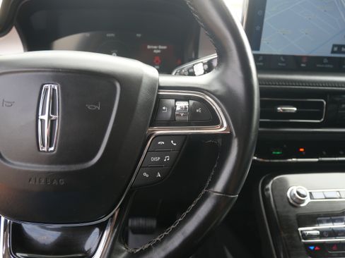 Used 2022 Lincoln Nautilus Reserve w/ Equipment Group 201A image 24