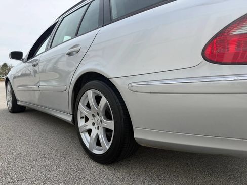 Used 2007 Mercedes-Benz E 350 4MATIC Wagon image 10