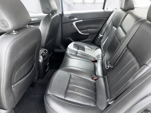Used 2013 Buick Regal Premium FWD image 9