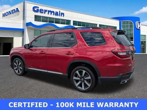 Used 2025 Honda Pilot Touring image 7