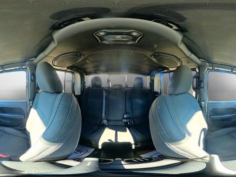 Used 2021 Jeep Gladiator Willys image 36