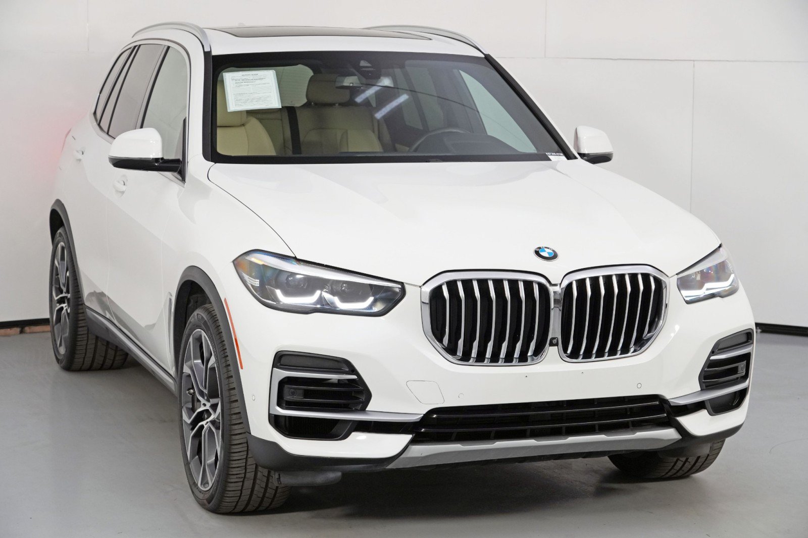 Used 2022 BMW X5 sDrive40i w/ Parking Assistance Package RWD image 55